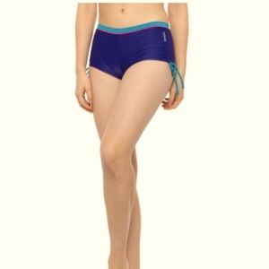 Reebok swimsuit bottom Callie boy short blue M NWOT